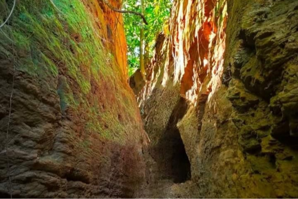 Darianagar Cave